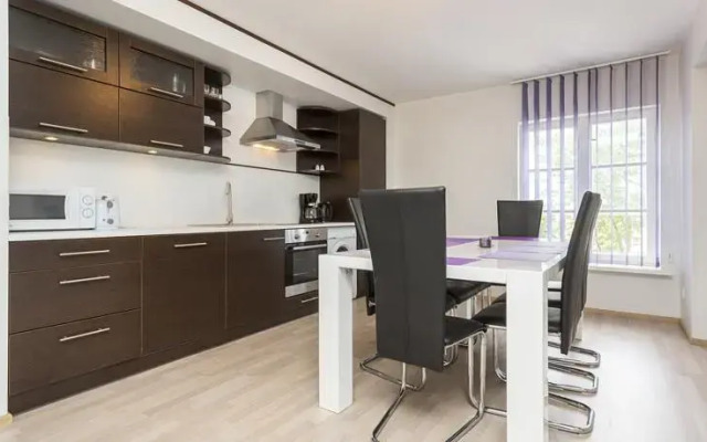 Raunex Apartment
