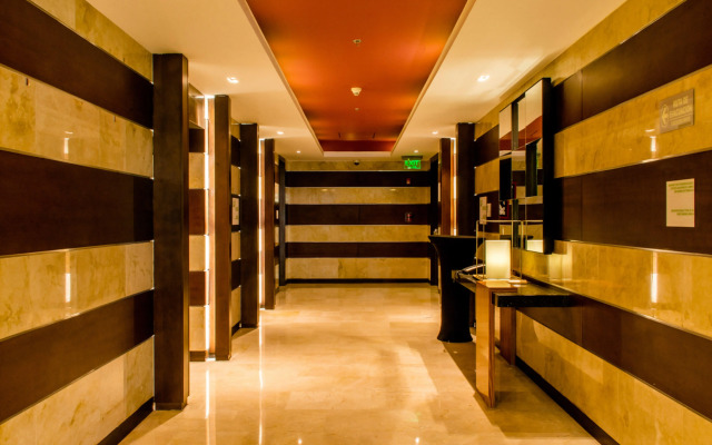 Holiday Inn Bogota Airport by IHG