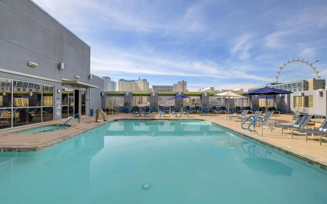 Platinum Suites Hotel and Spa