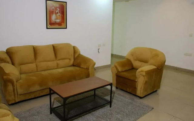 OYO 12459 SilverKey Gachibowli