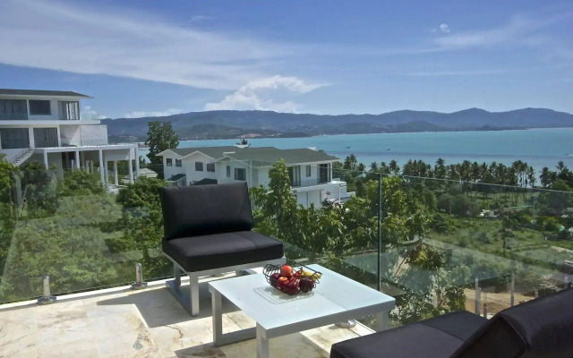 RED SKY beach view villa