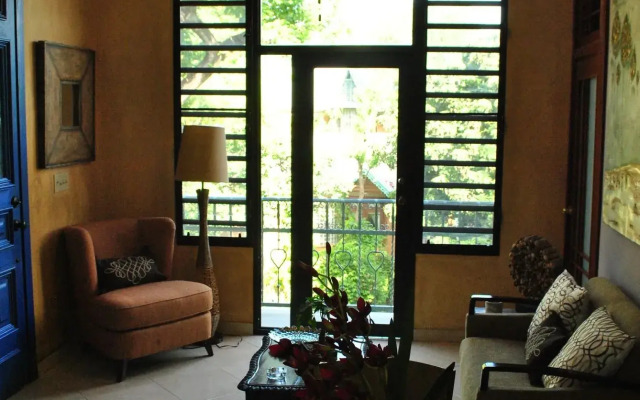 Gayac Residences