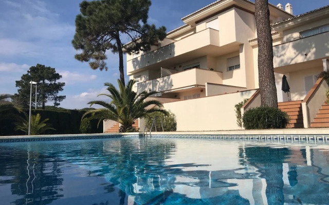 Very Nice Family Apartment, Close To Pool