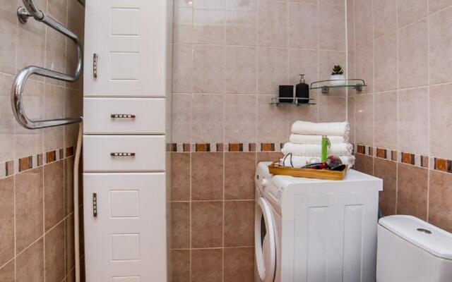 Европа Центр на улице Новаторов