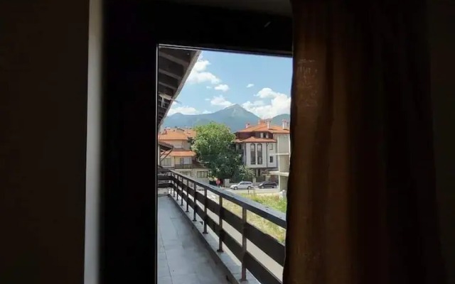 2405 Cosy Mountain View Apartment - 200mbps Wi-fi!