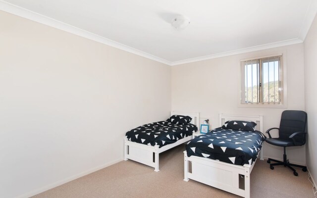 Lagoons Circuit, 24 Lagoons Estate