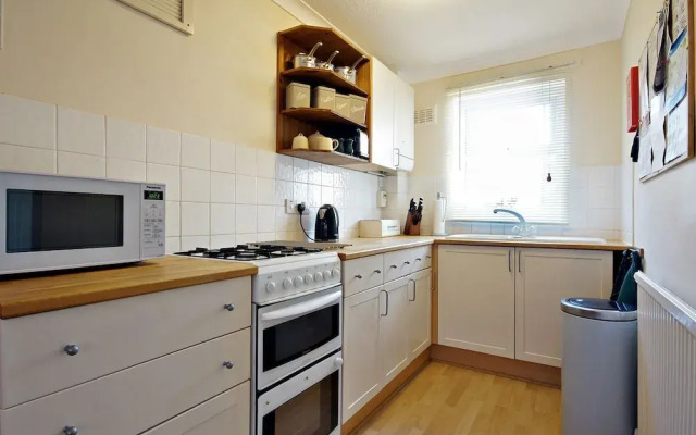 10 Pear Tree Court