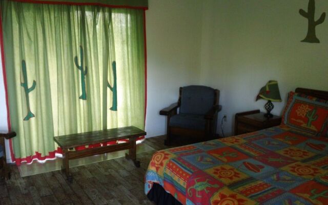 Bonnie Springs Ranch Motel