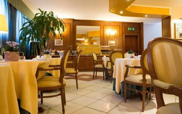 Cristallo Hotel