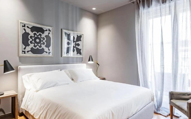 Ferrini Home - Etnea Portrait