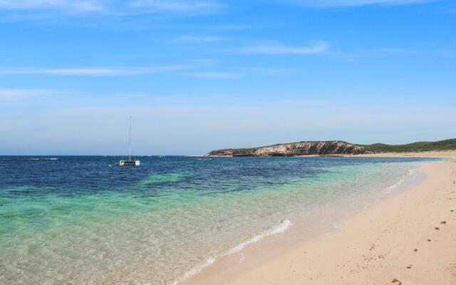 Bella Beach House Prevelly 50m from the beach