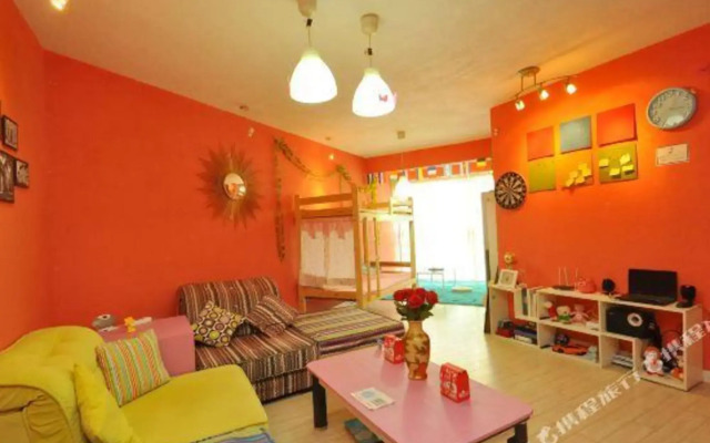 Three Cups of Tea Youth Apartment