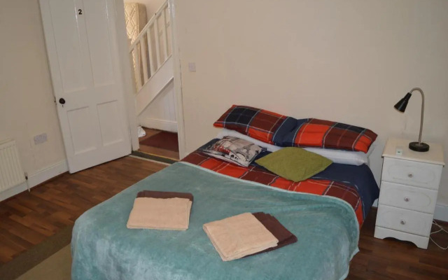 Library View Villa Holiday Home