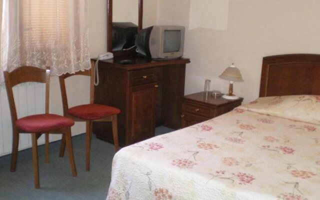Family Hotel Angelov Han