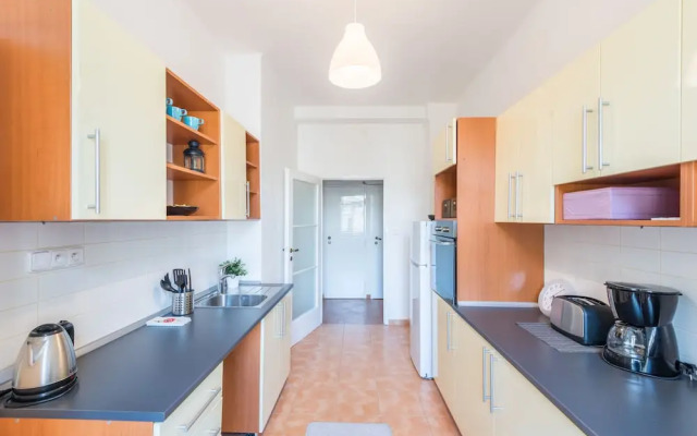 U Nemocenske pojistovny apartment