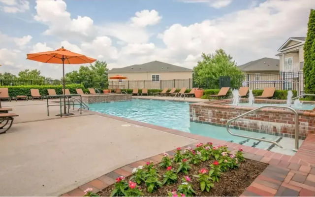 Global Luxury Suites at Cherry Hill