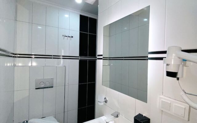 Nefis Hotel City