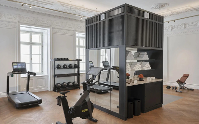 Rosewood Vienna