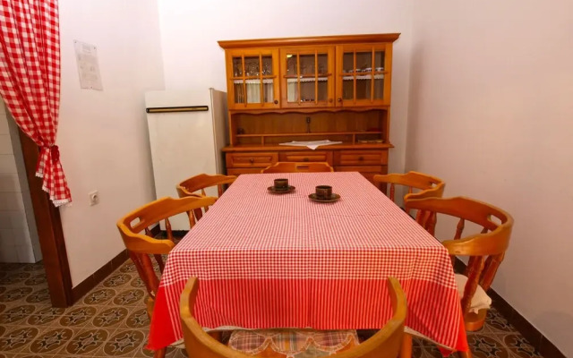 Apartment 1070