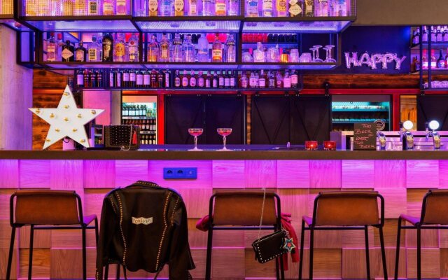 Moxy Katowice Airport