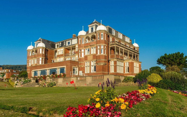 The Victoria Hotel & Source Spa