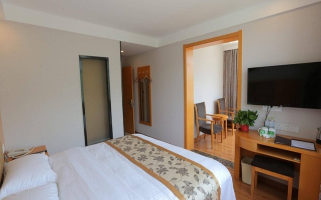 GreenTree Inn JXuZhou East Third Ring Road XCMG Heavy Machinery Hotel – Guest Rooms – Xuzhou