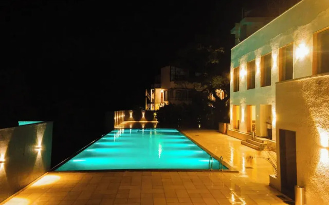 Bindiga Peak Resorts