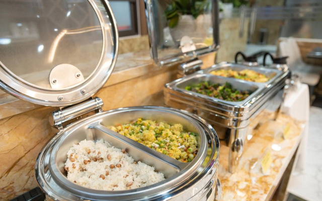 Tan Phuong Nam Hotel & Apartment