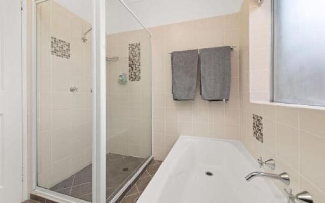 Adriana 10 - Shoal Bay