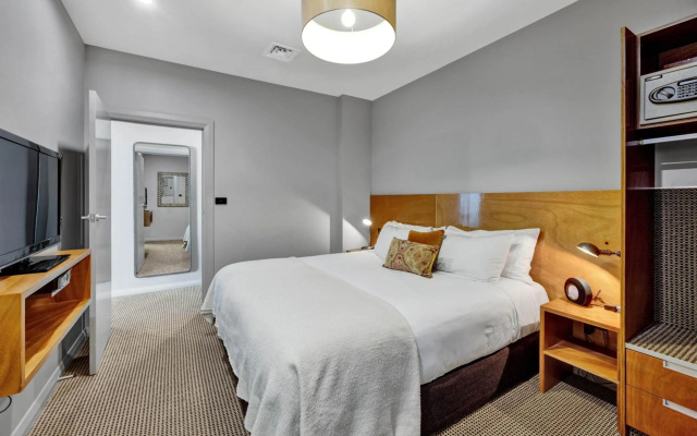 King and Queen Hotel Suites – Guest Rooms – New Plymouth