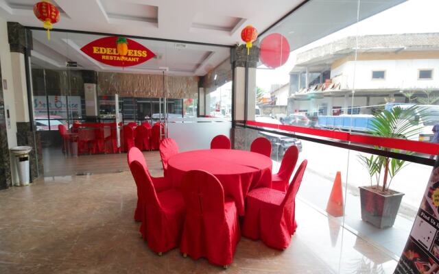 Airy Penuin Center Batam