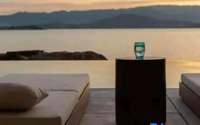 Syrah 3-Bedroom Beachfront Villa in Koh Samui