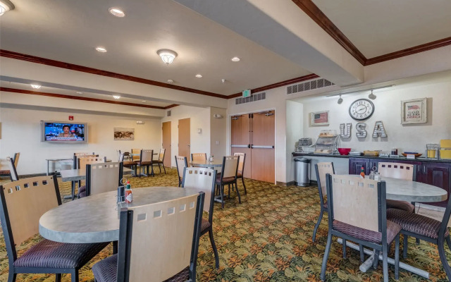 Grand River Hotel