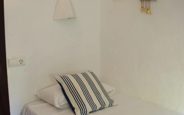 Urbanización El Oasis, 20 Villas en 1ª Línea Playa