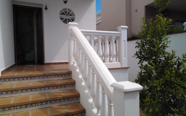 Villa With 4 Bedrooms in Cúllar Vega, With Private Pool, Furnished Ter