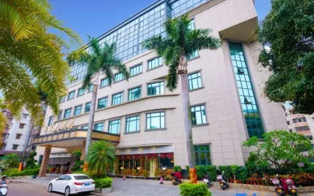 Garden Hotel