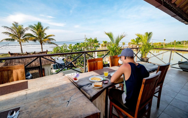 Sea Medewi Resort