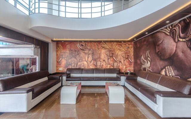 Hotel Sai Pratik, Newly Built up, Complimentary Shuttle To The Temple