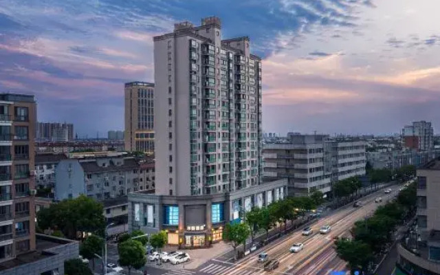 Shuiyun Hotel (Jiaxing Pinghu Donghu Scenic Area Branch)