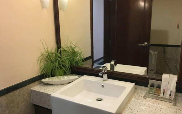 Classic Service Suite at Times Square