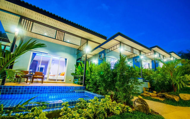 Chomphu Resort Khaolak