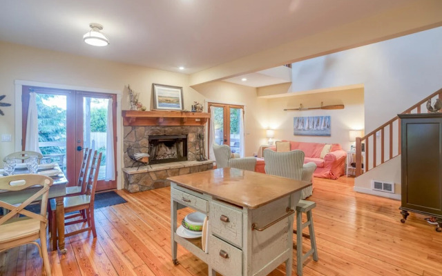 Cape Cod Hideaway