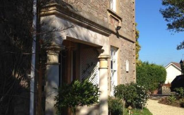 Hollybank Bed  Breakfast