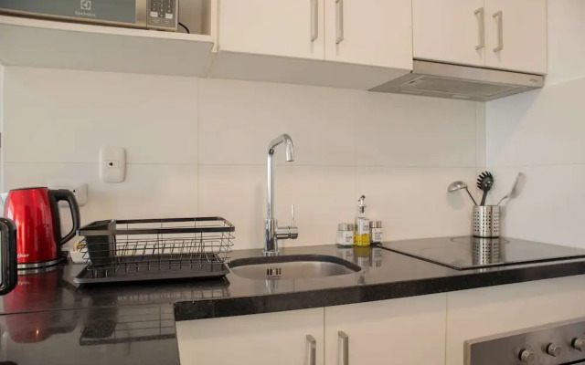 w Minimalist 2BR w Balcony in Barranco