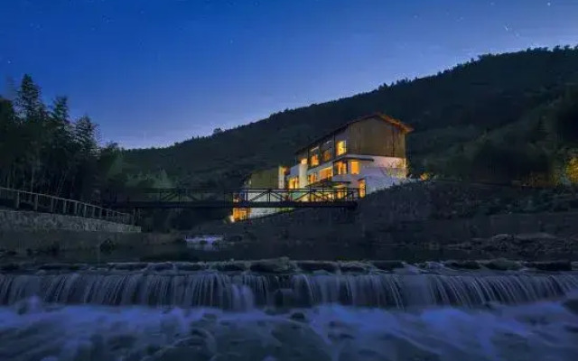Translation: Tingjian · Moganshan | Forest Oxygen Private Hot Spring Resort Homestay