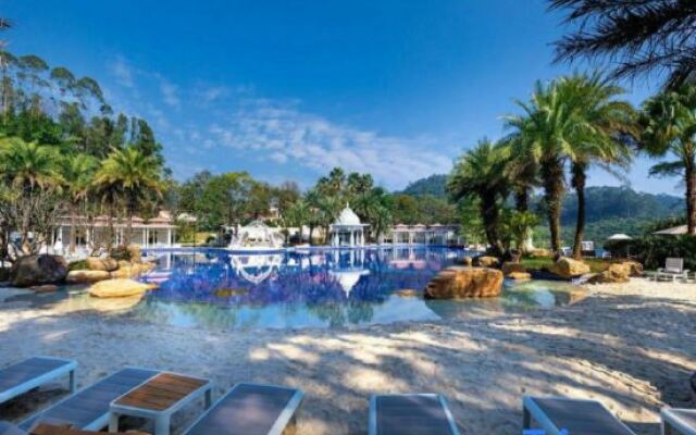 Dongguan Tangxia Bai Yali Hotel (Dongguan Jingboguang Stock Company Headquarters)