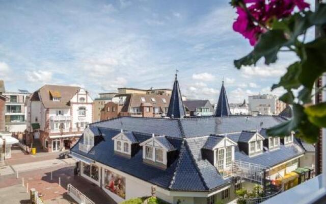 AD1 _ 203 Boardrider_s