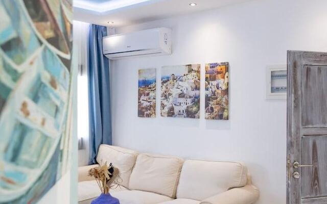 Theoxenia Suites & Apartments