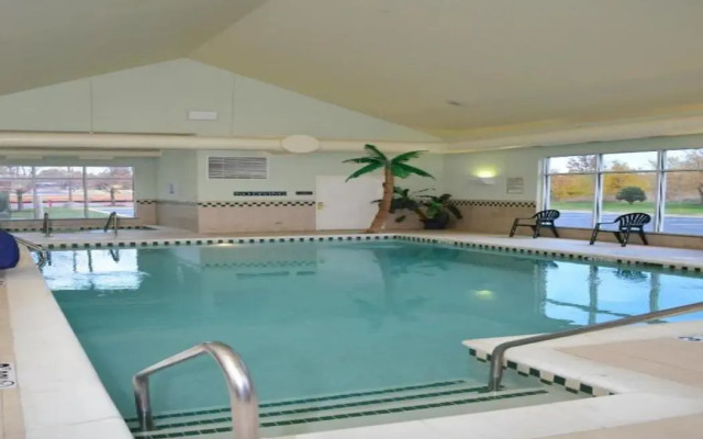 Country Inn & Suites by Radisson, Bentonville South - Rogers, AR