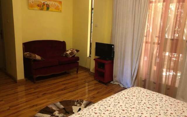 Samantha Hotel